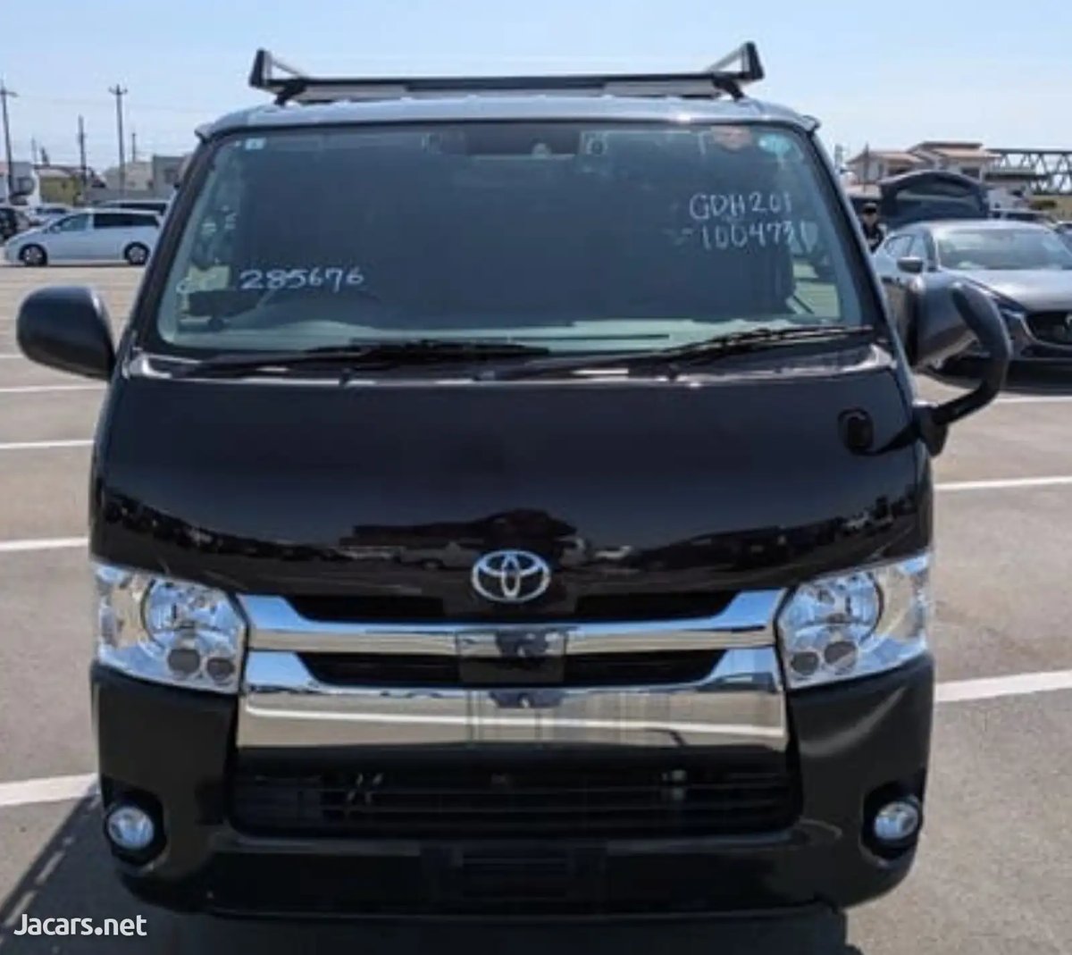 2018 TOYOTA Hiace