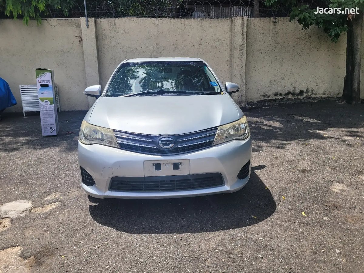 2014 TOYOTA Axio