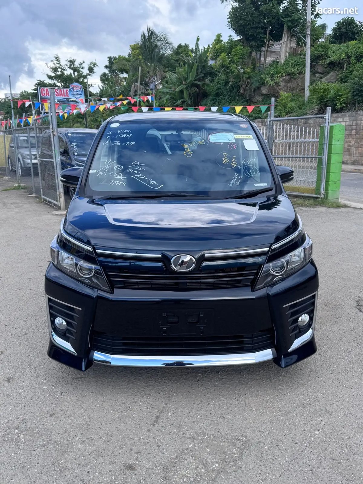 2015 TOYOTA Voxy