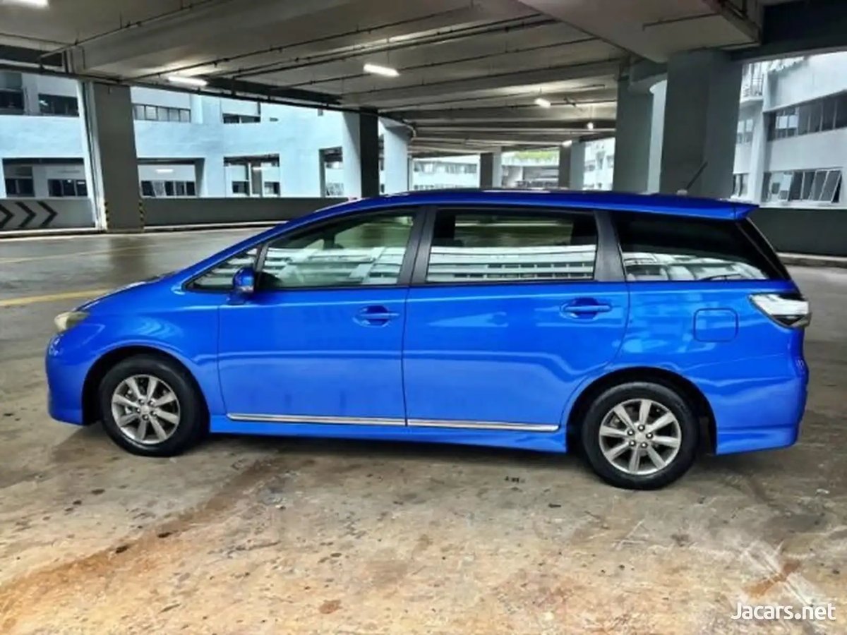 2016 TOYOTA Wish