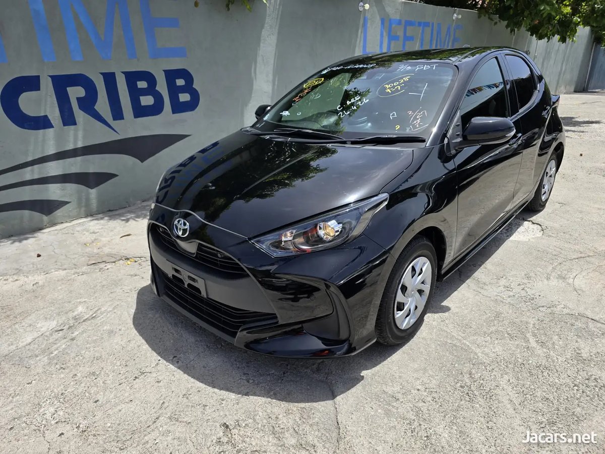 2021 TOYOTA Yaris
