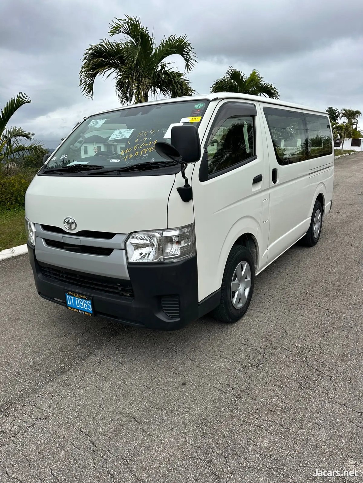 2019 TOYOTA HIACE