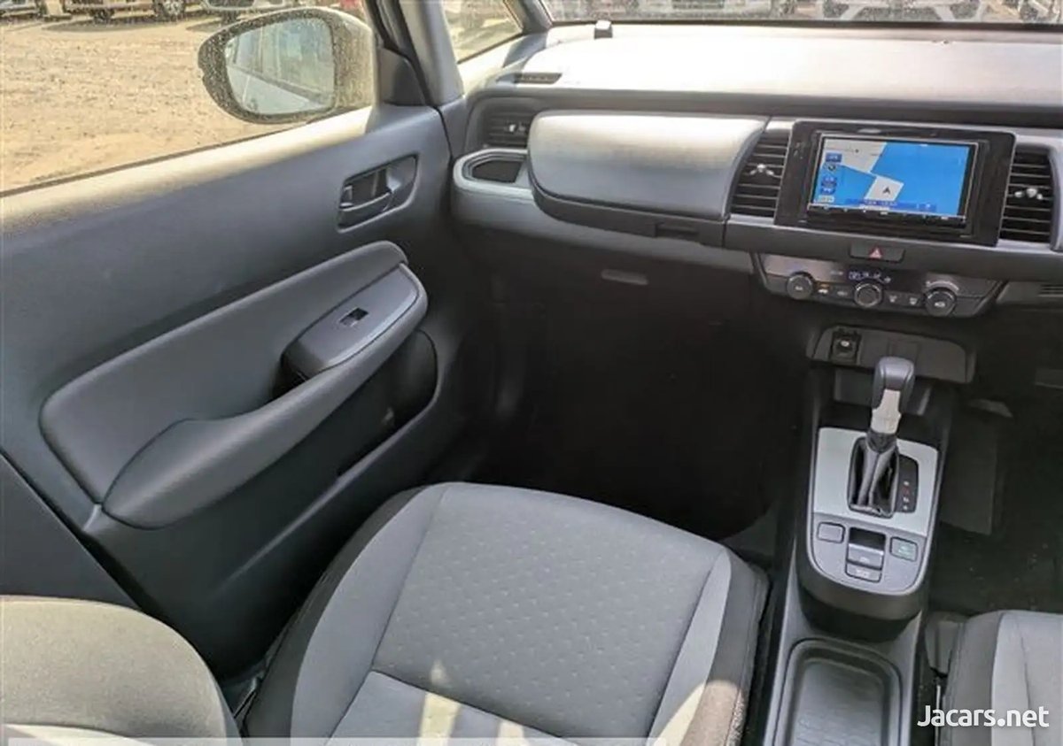2023 HONDA Fit