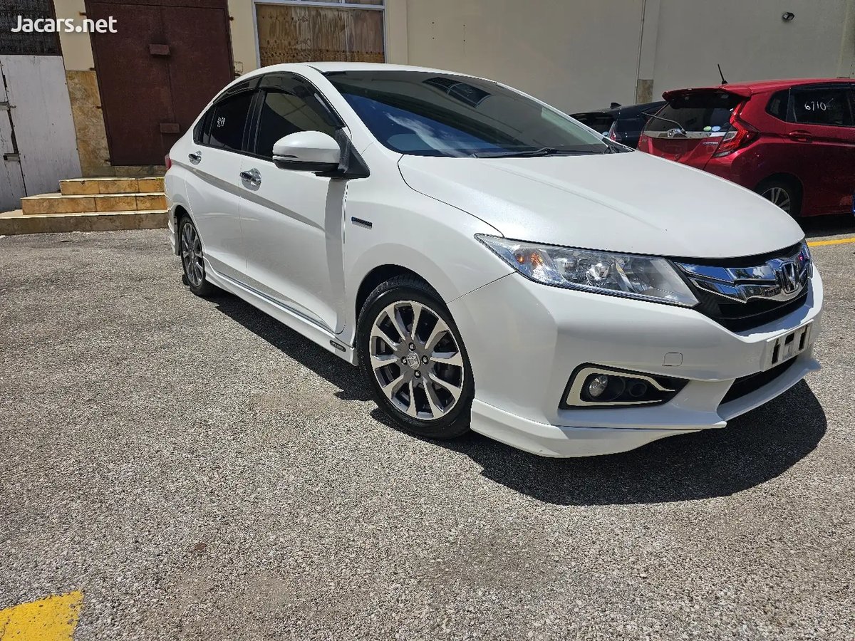 2015 HONDA Grace