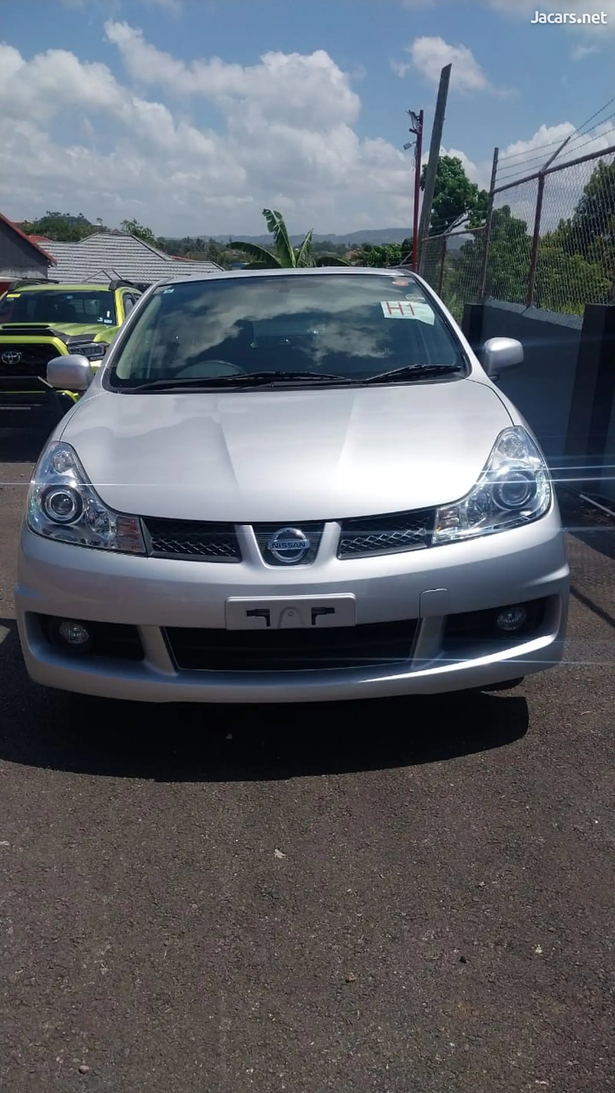 2015 NISSAN Wingroad