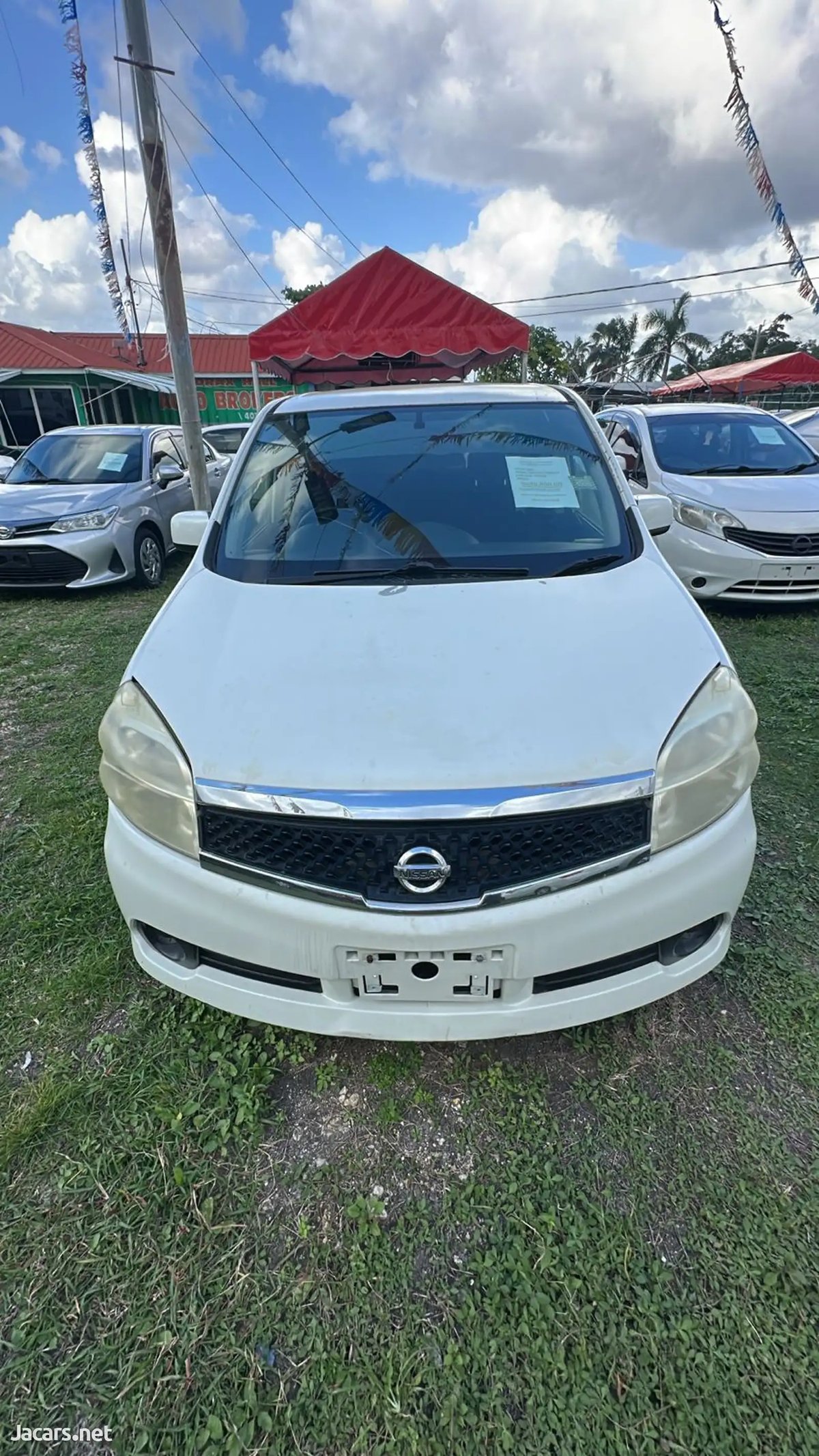 2011 NISSAN LaFesta