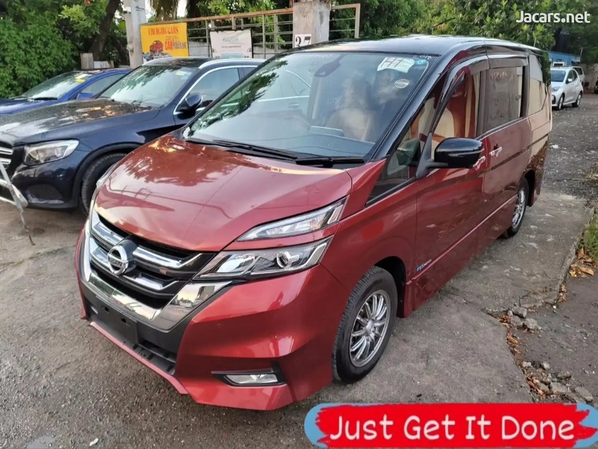 2018 NISSAN Serena