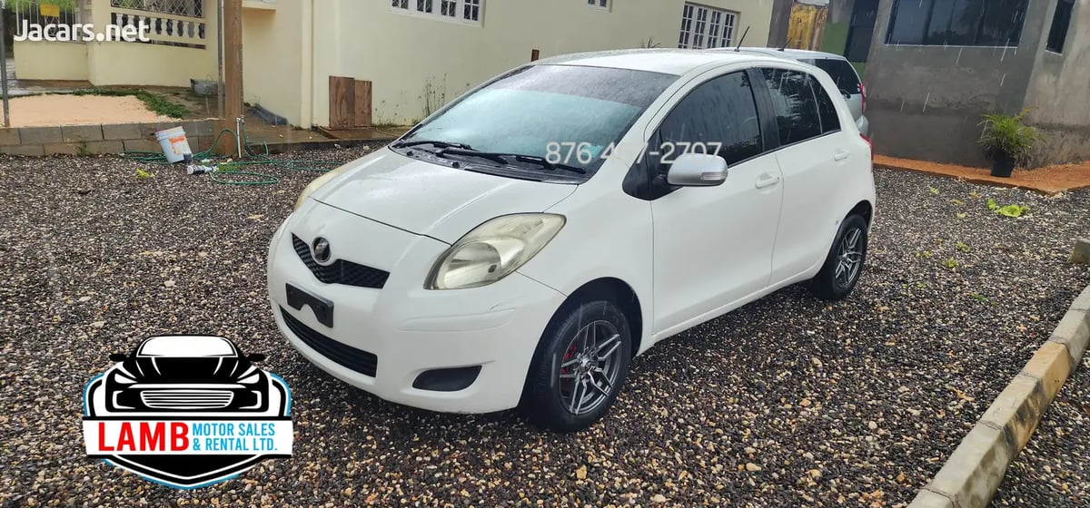 2009 TOYOTA Vitz