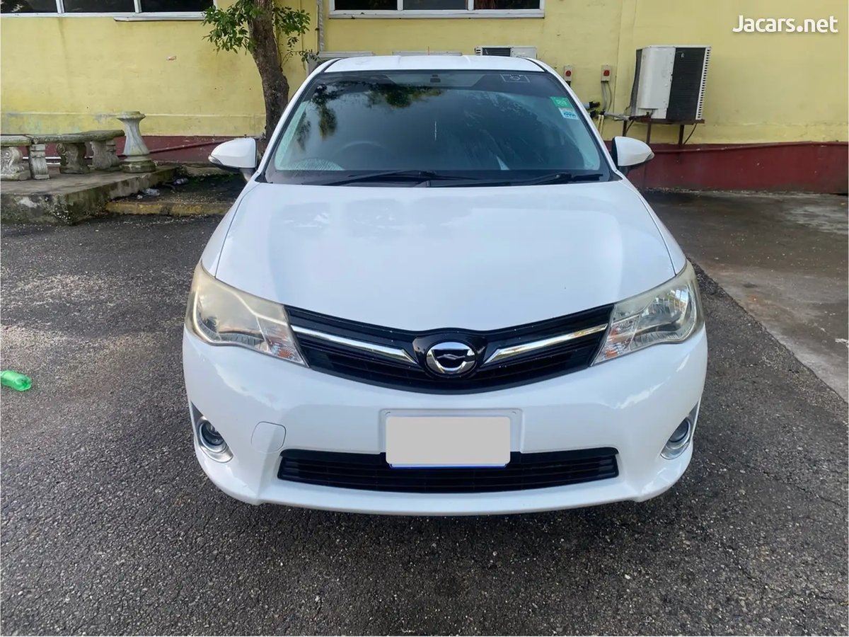 2014 TOYOTA Fielder