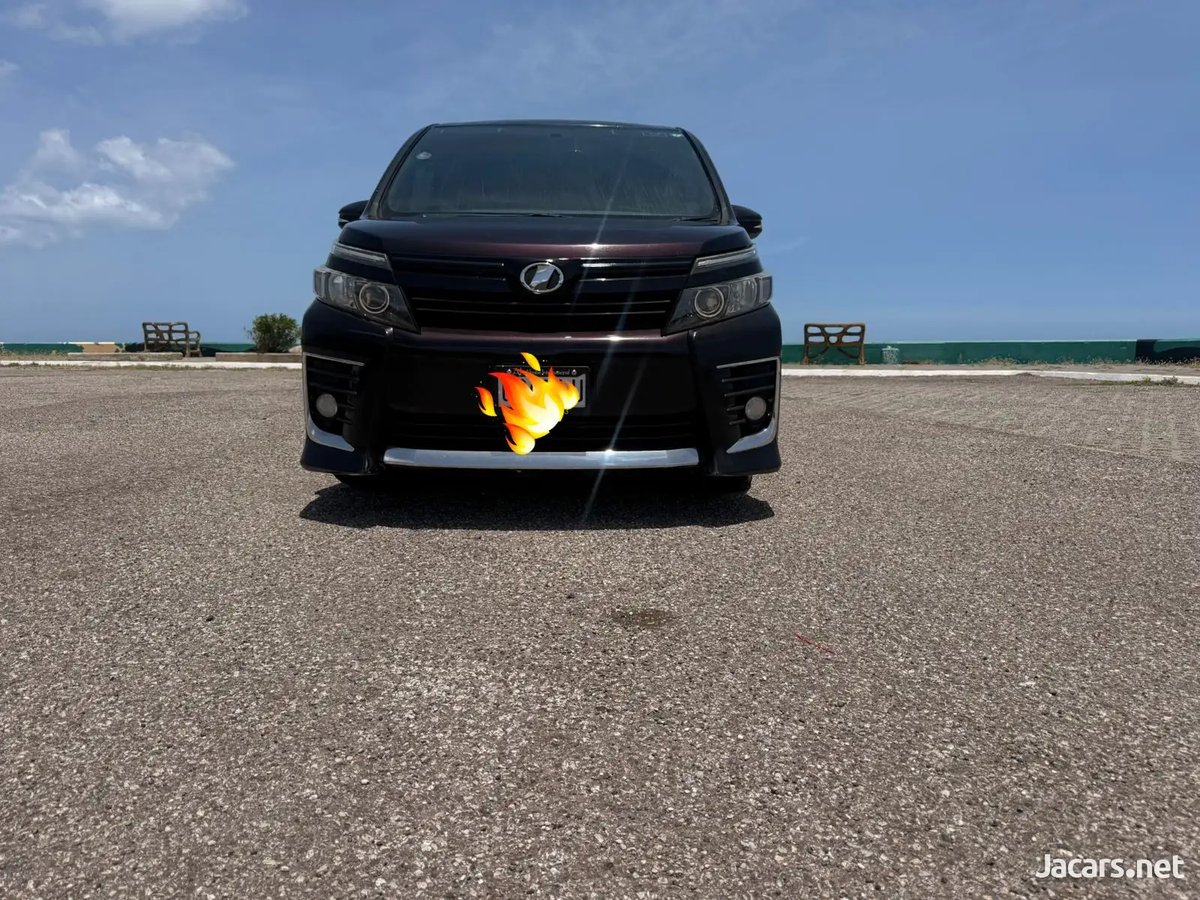 2015 TOYOTA Voxy