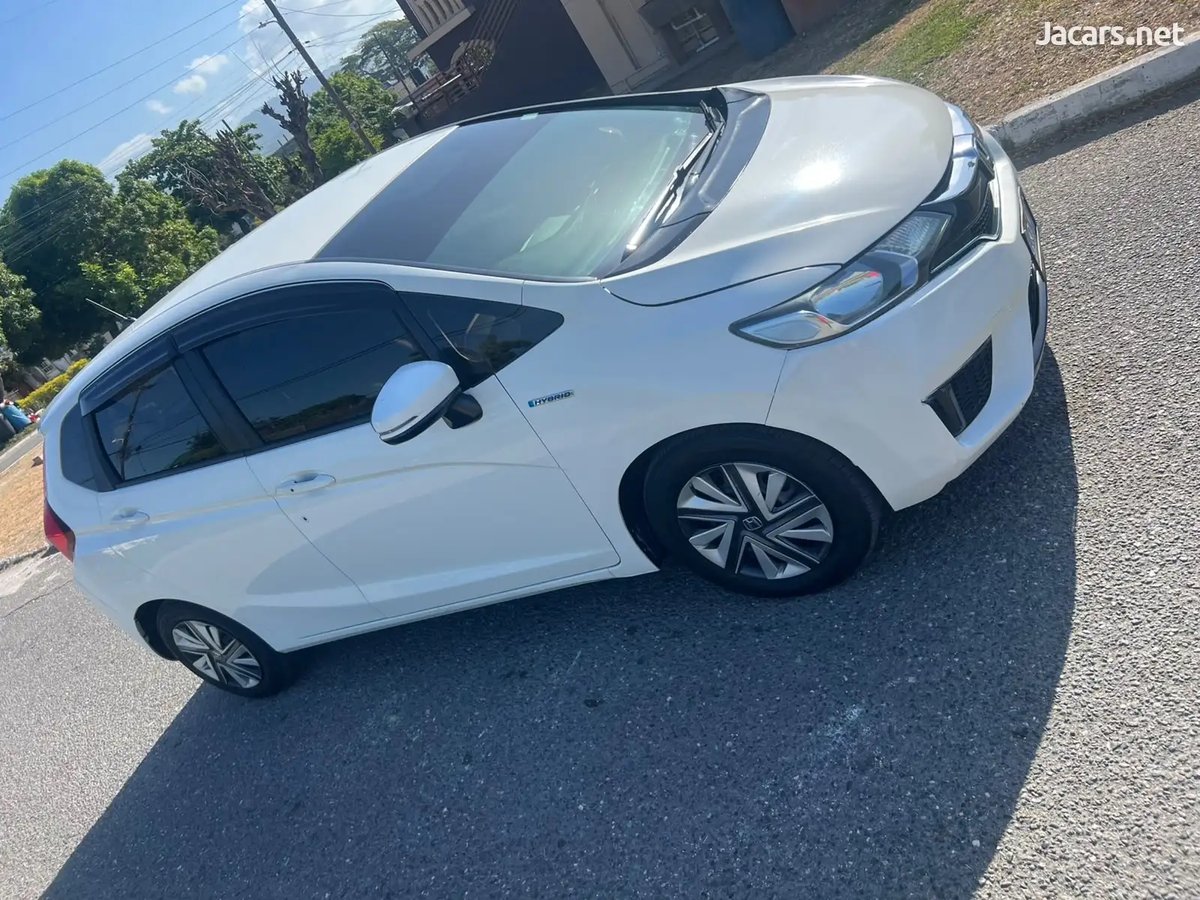 2017 HONDA Fit