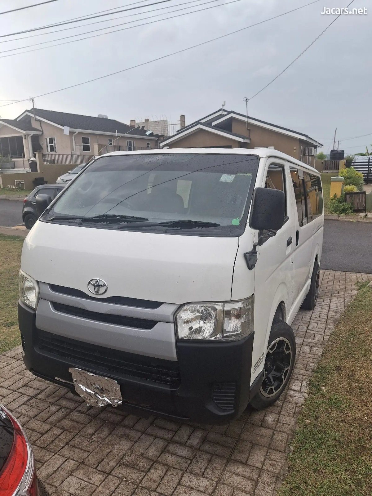 2014 TOYOTA Hiace