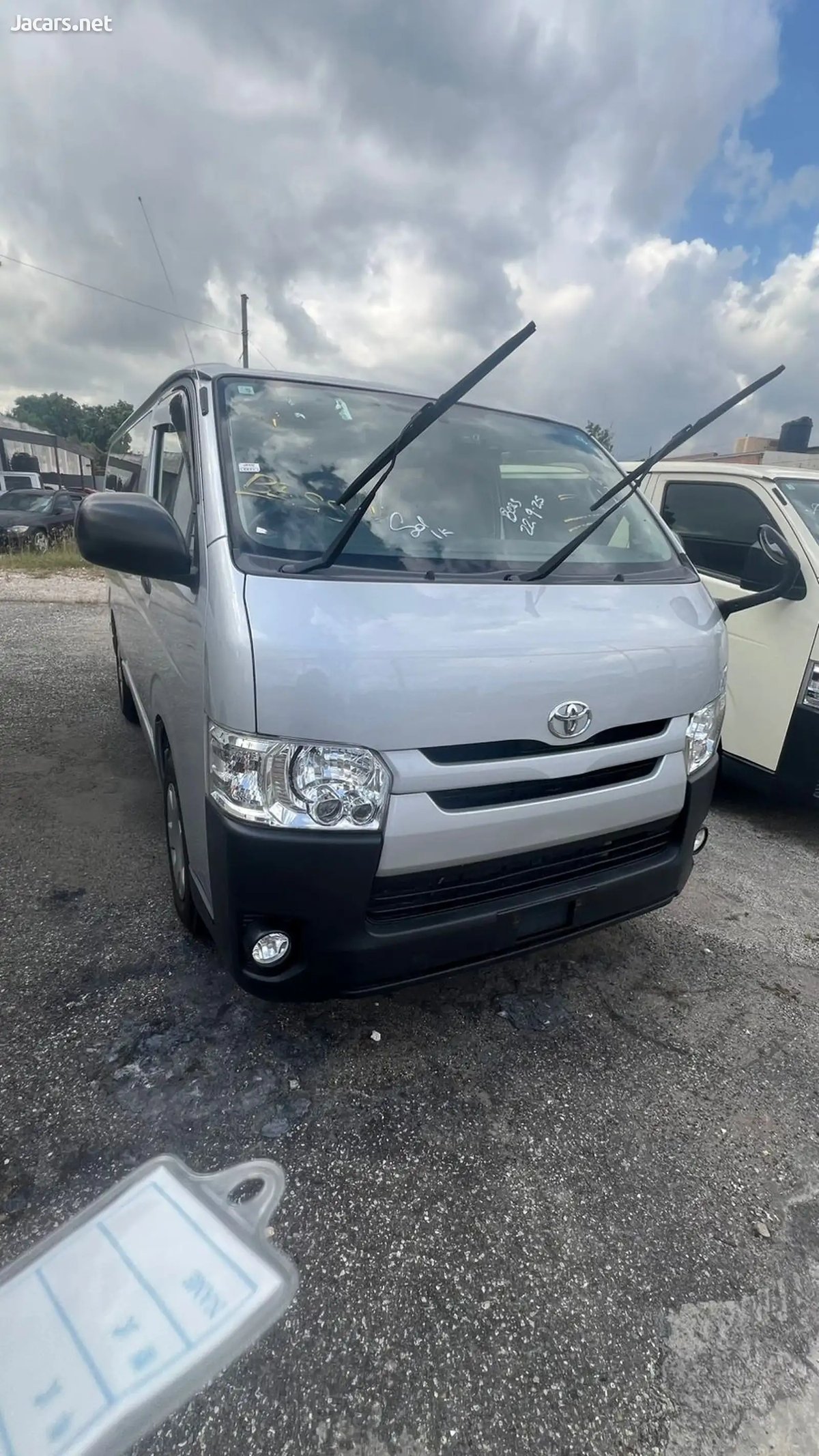 2019 TOYOTA HIACE