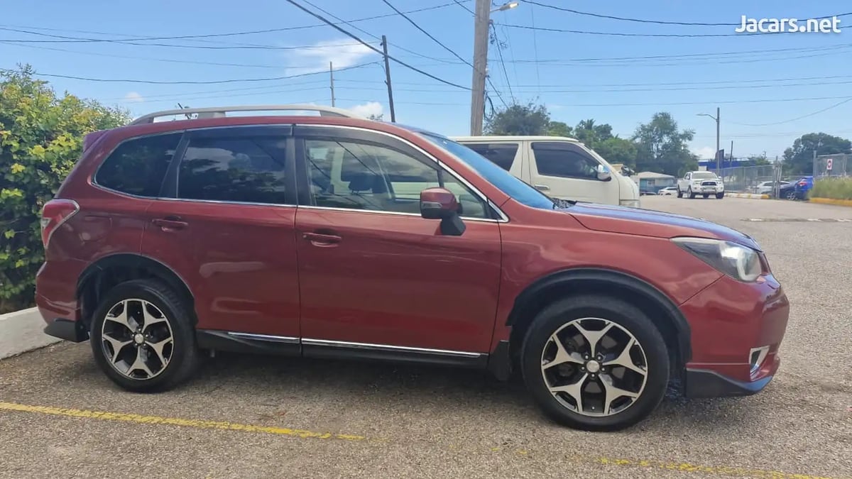 2014 SUBARU Forester
