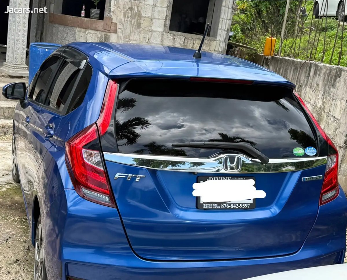 2018 HONDA Fit