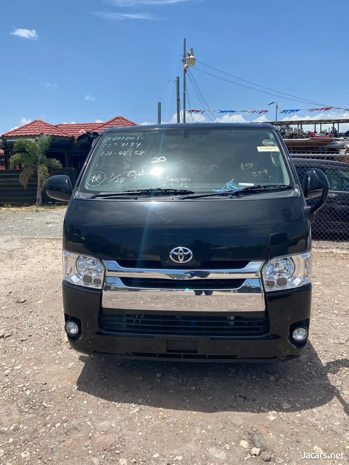2017 TOYOTA Hiace