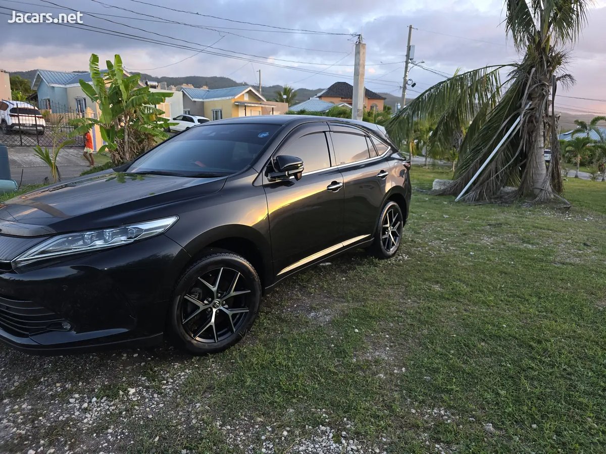 2019 TOYOTA Harrier