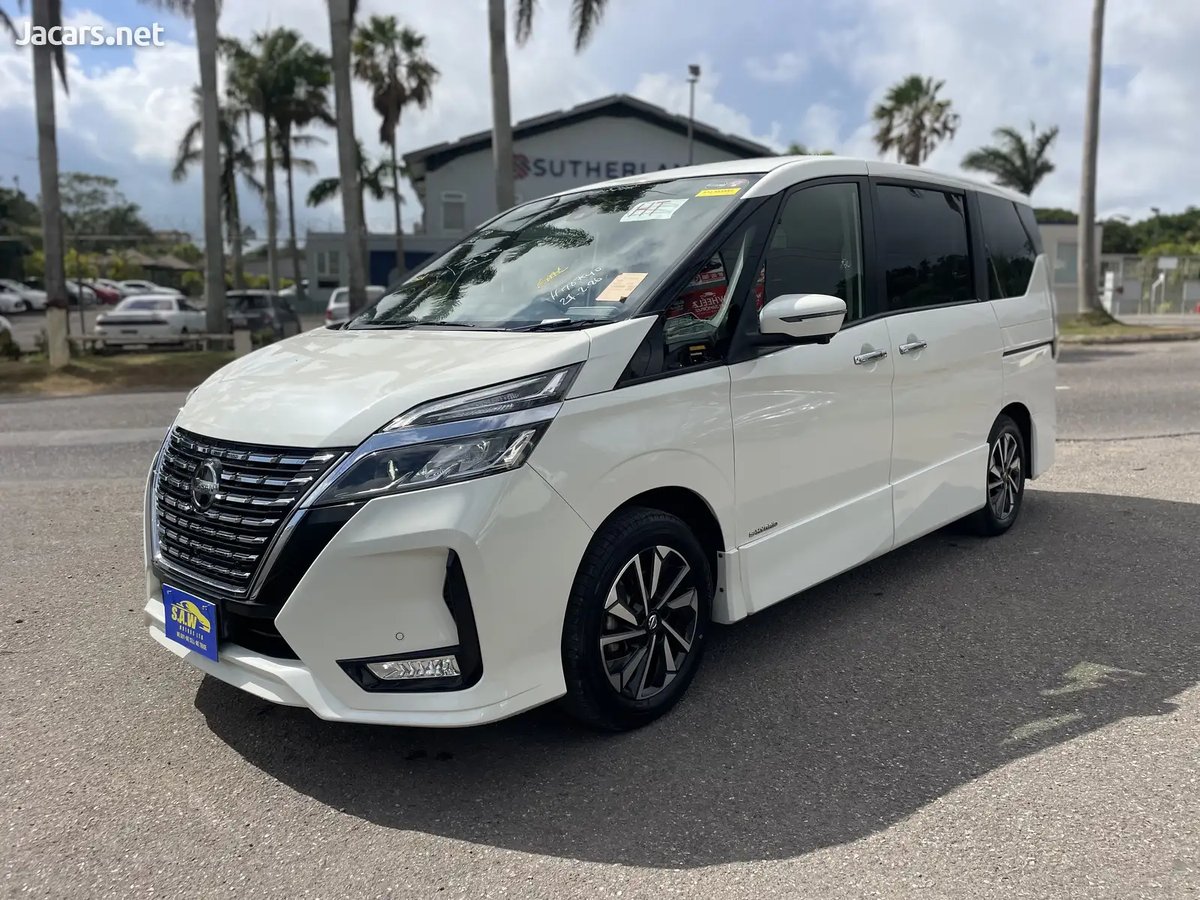 2020 NISSAN Serena