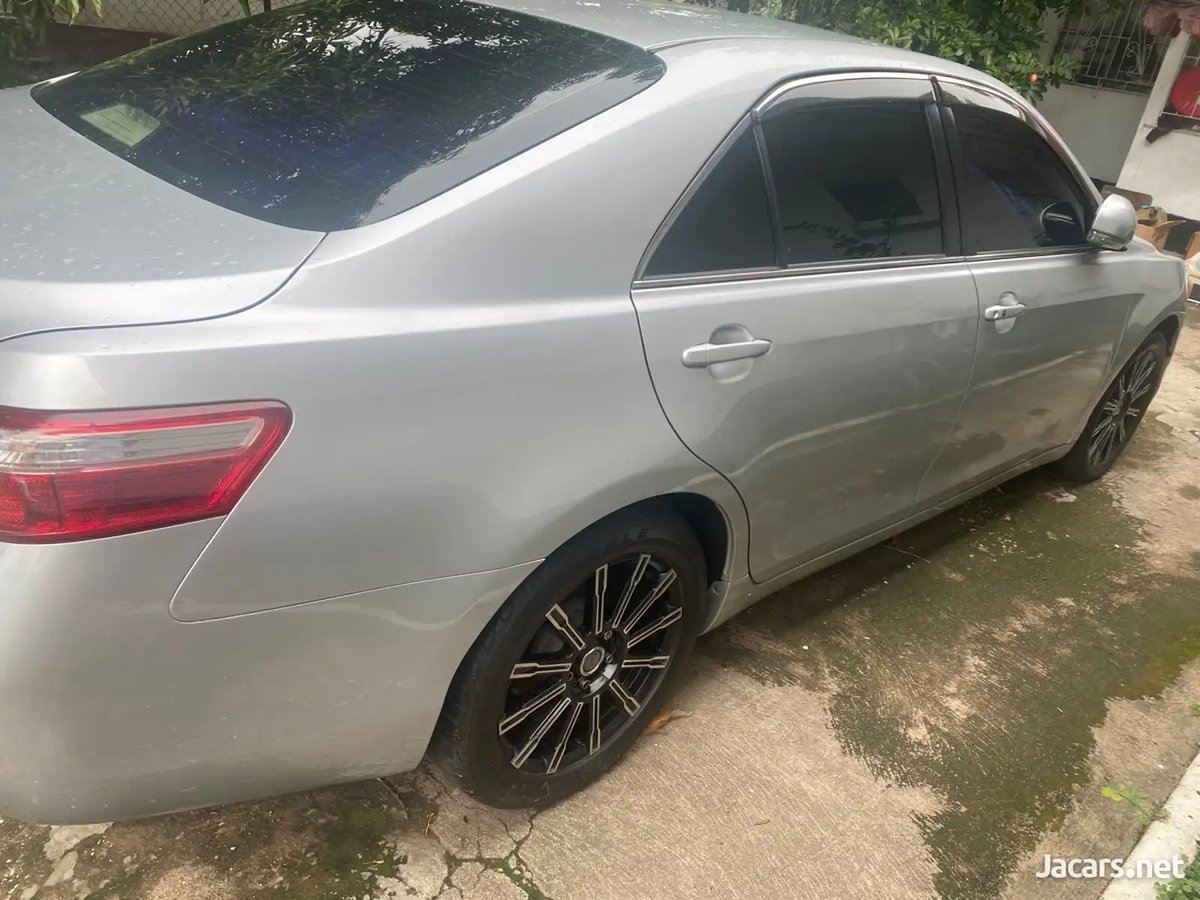 2010 TOYOTA Camry