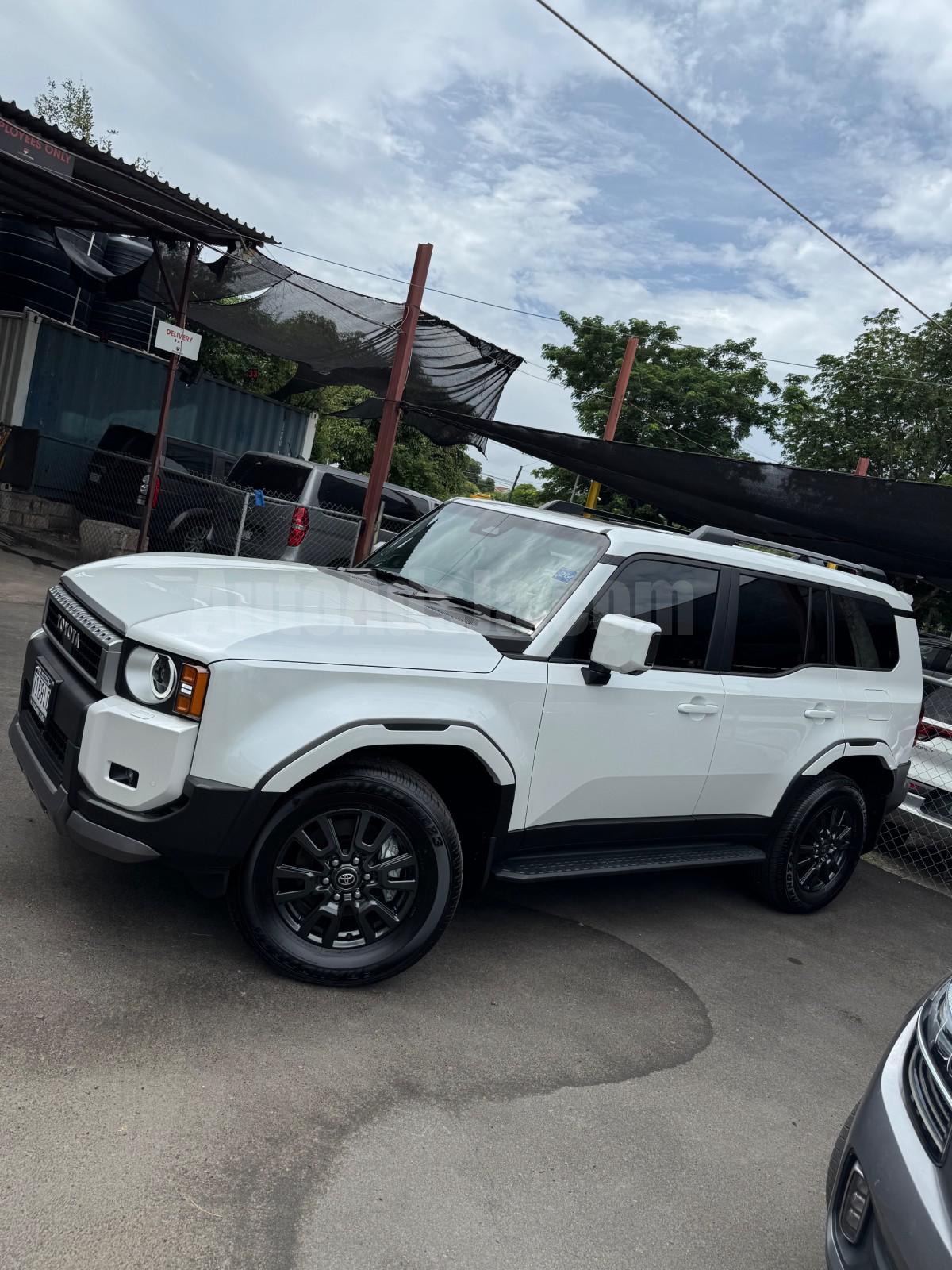 2025 TOYOTA LANDCRUISER PRADO
