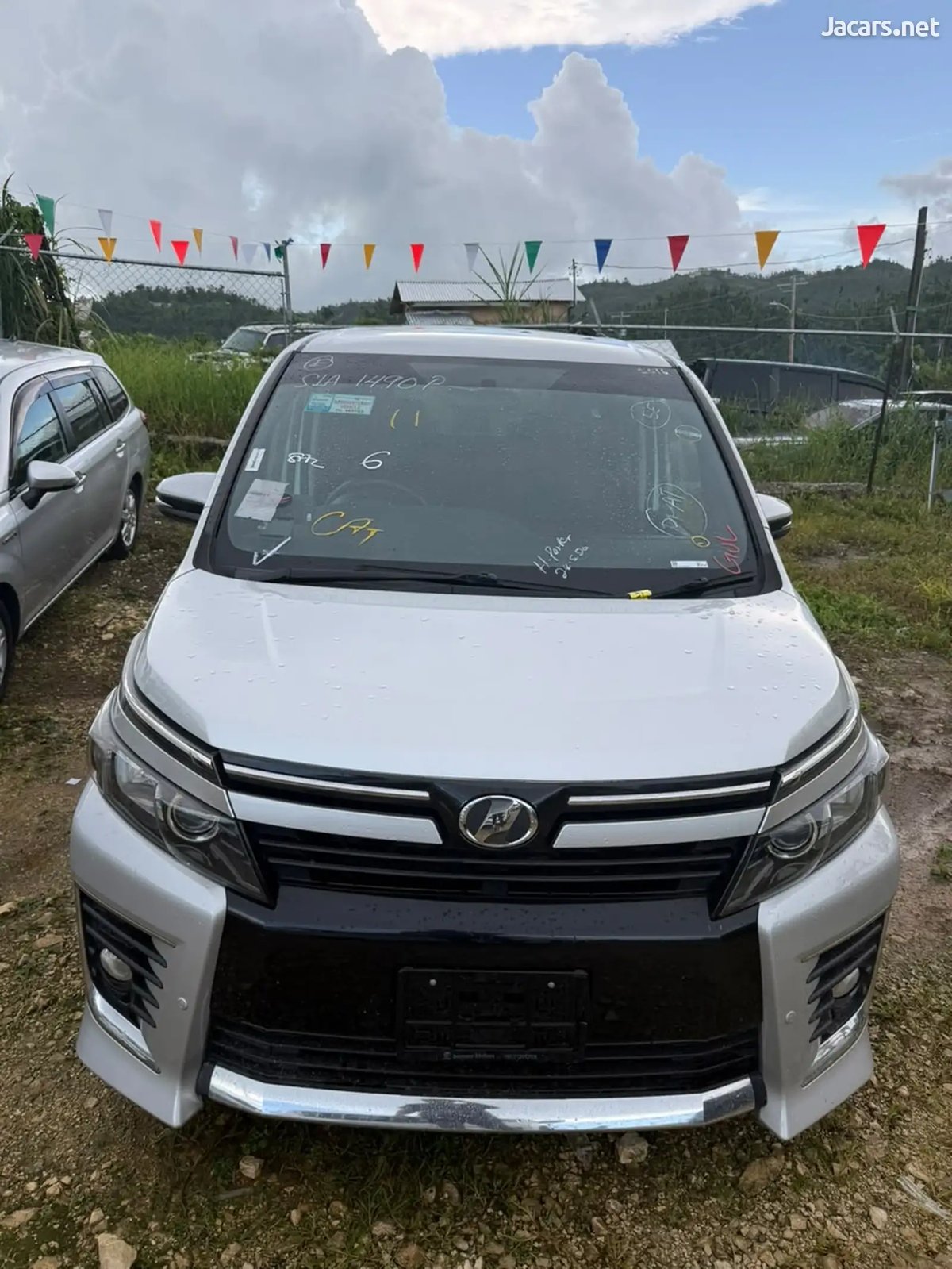 2016 TOYOTA Voxy