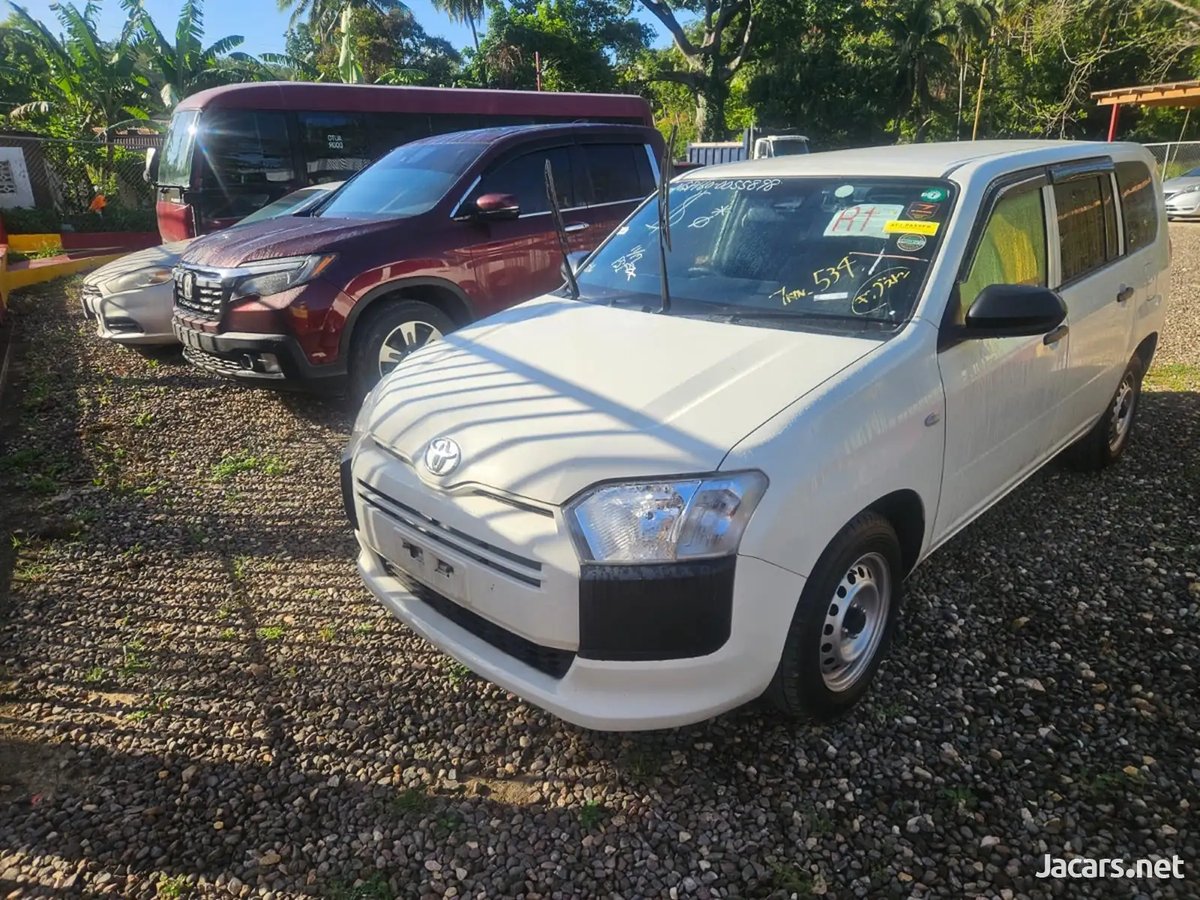 2020 TOYOTA Probox