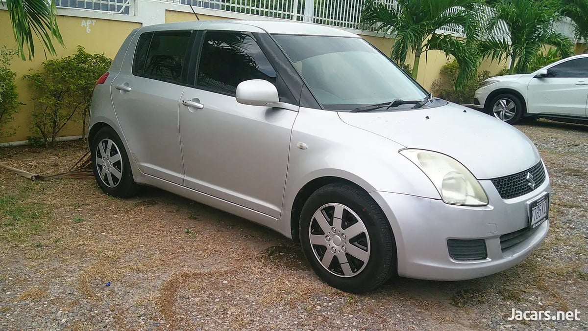 2010 SUZUKI Swift