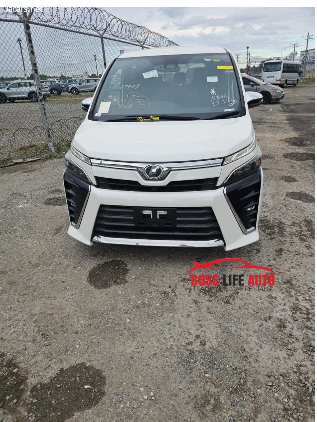 2018 TOYOTA voxy