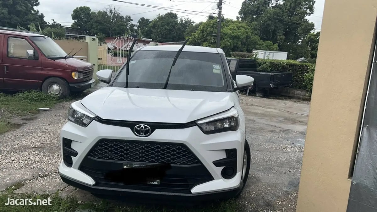 2023 TOYOTA Raize