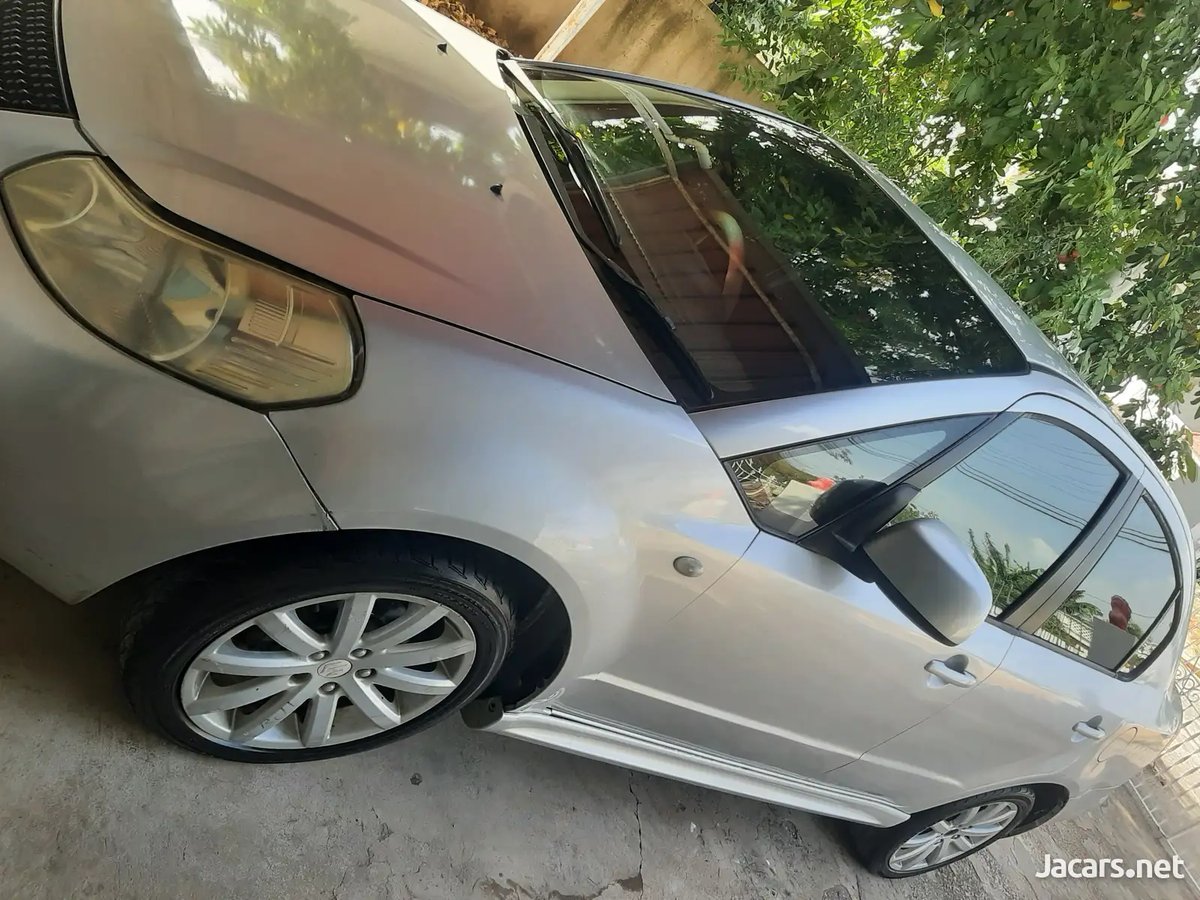 2012 SUZUKI Swift