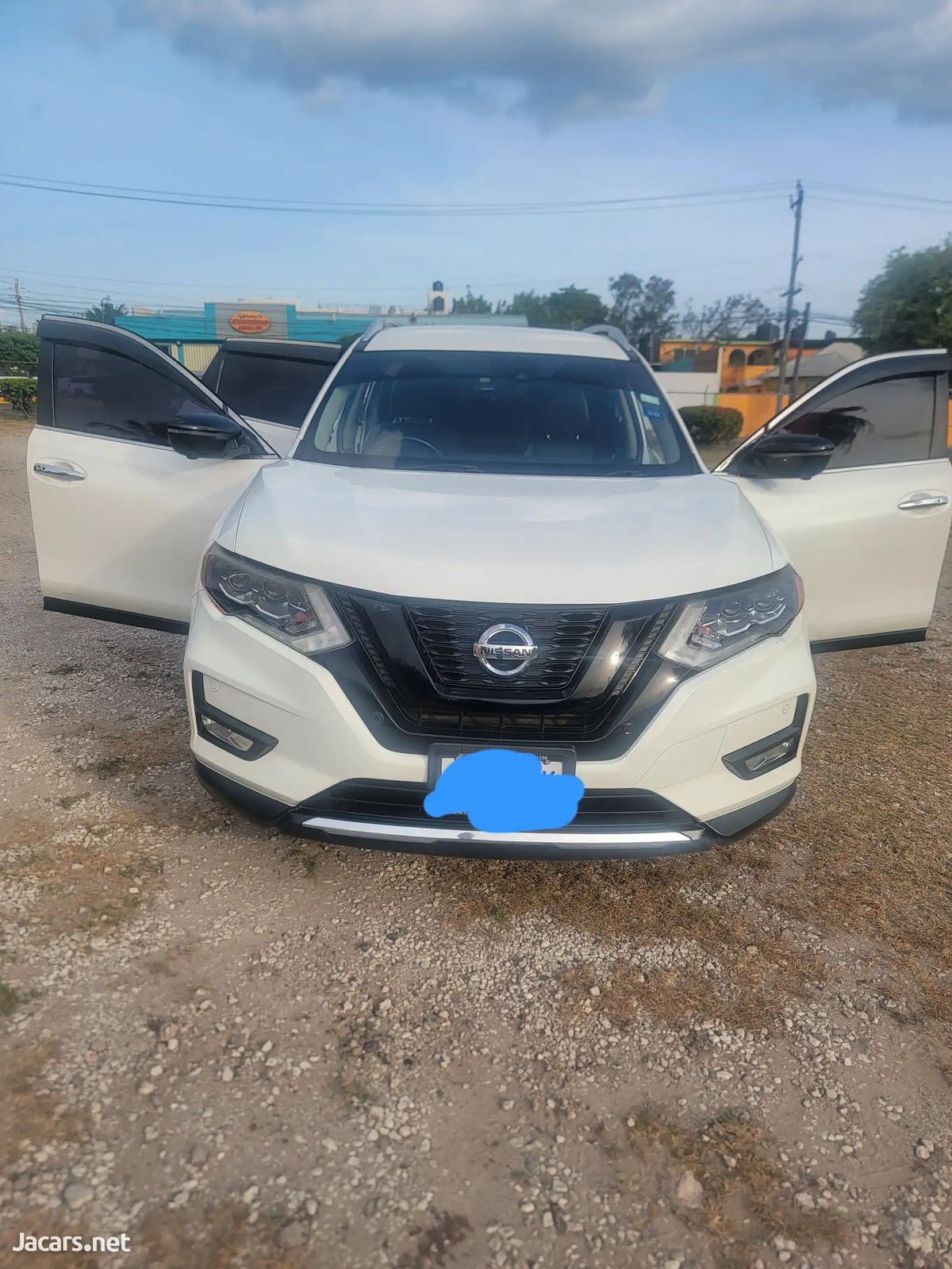 2017 NISSAN X-Trail