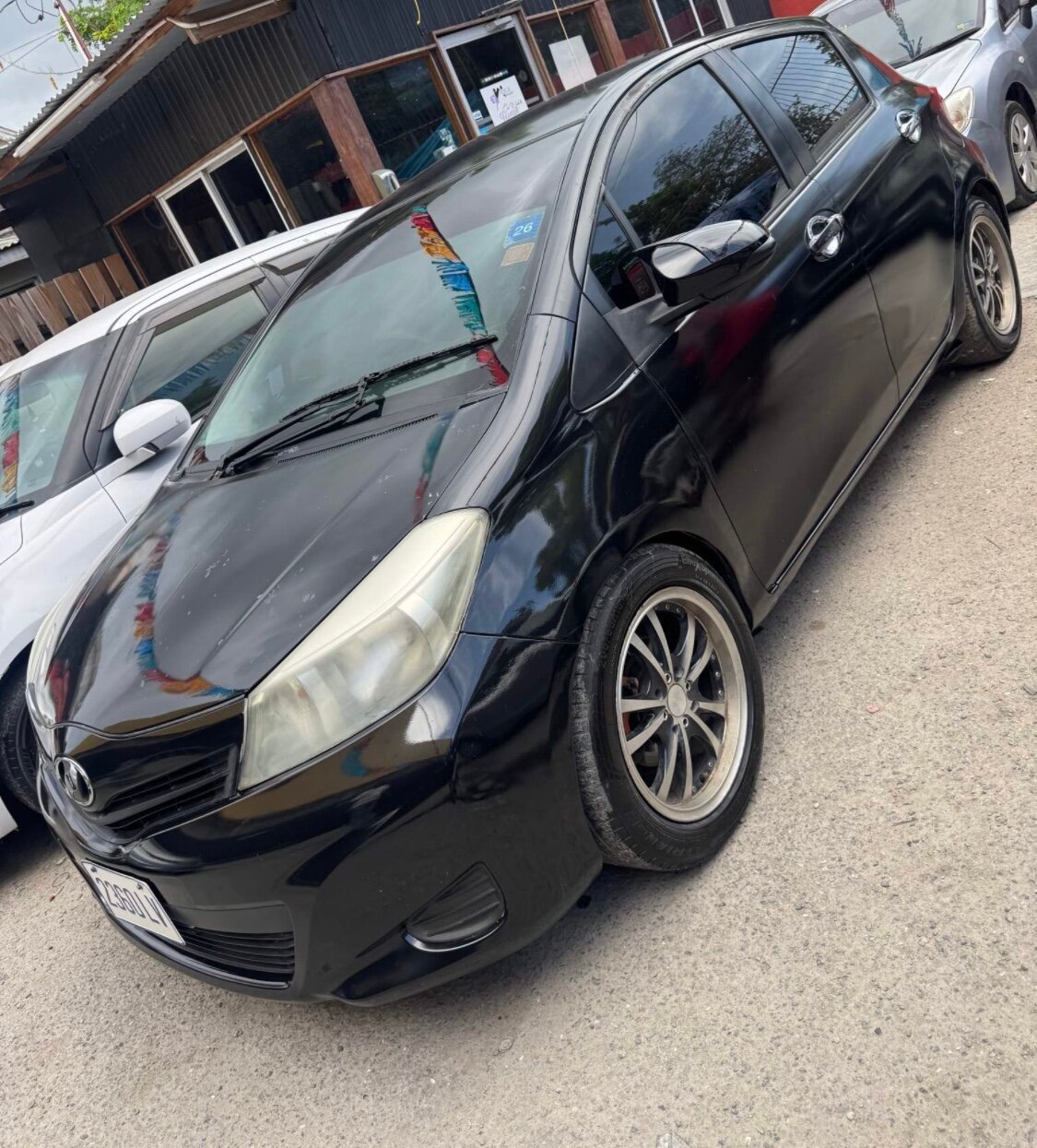 2013 TOYOTA Toyota vitz