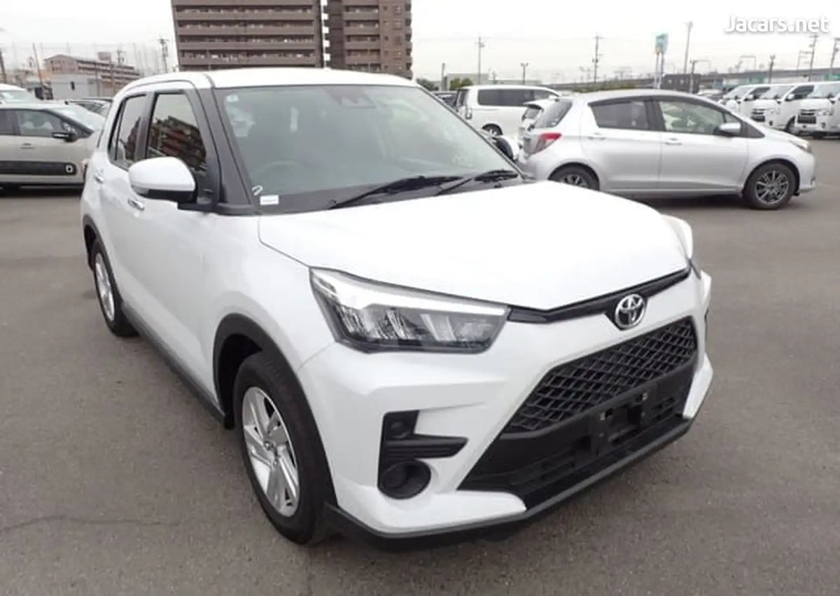 2025 TOYOTA Raize