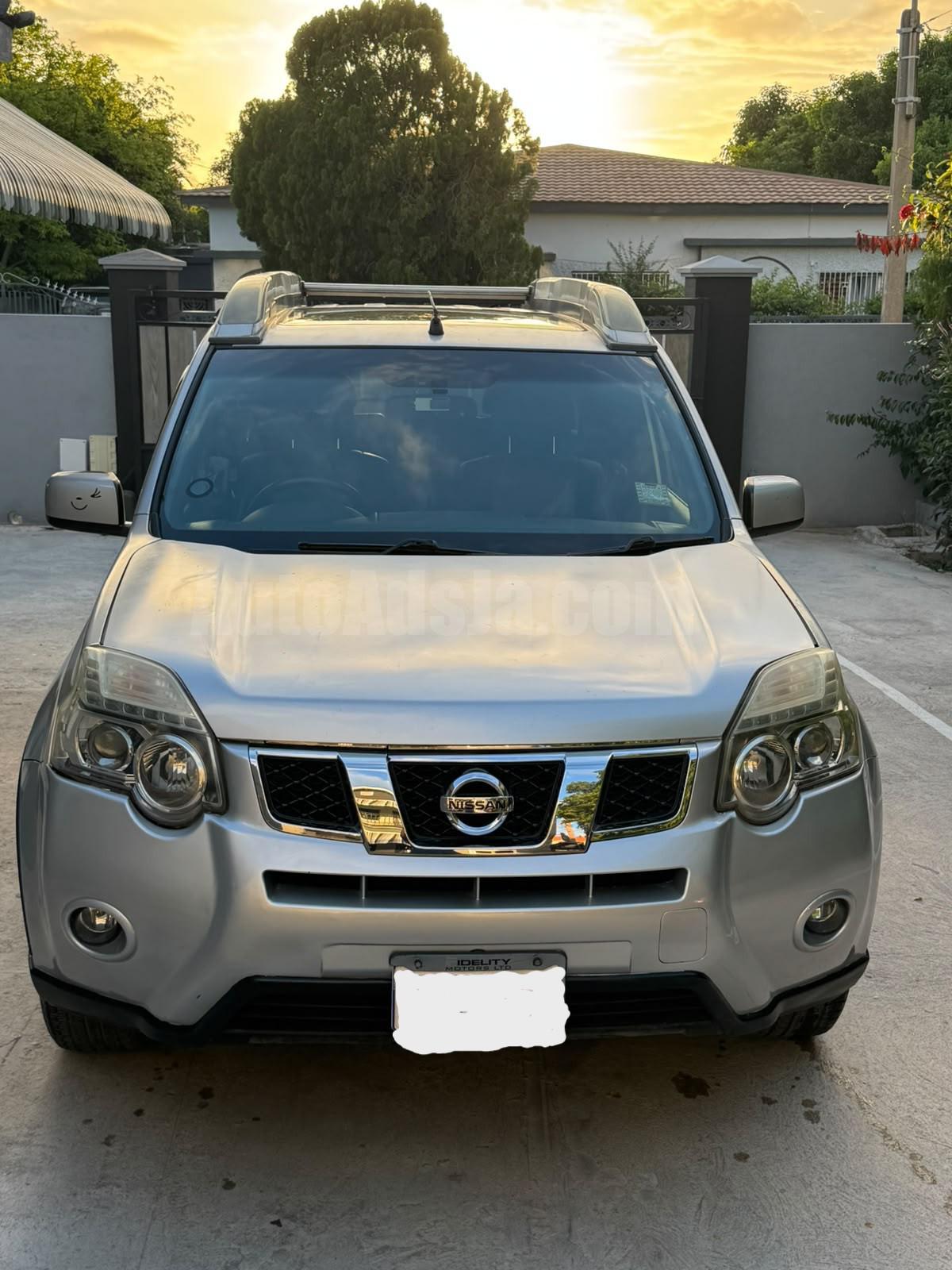 2012 NISSAN XTRAIL