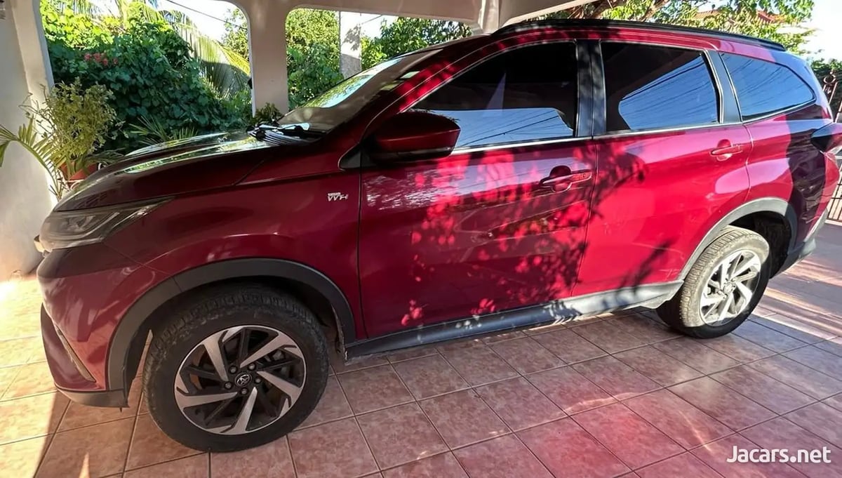 2019 TOYOTA Rush