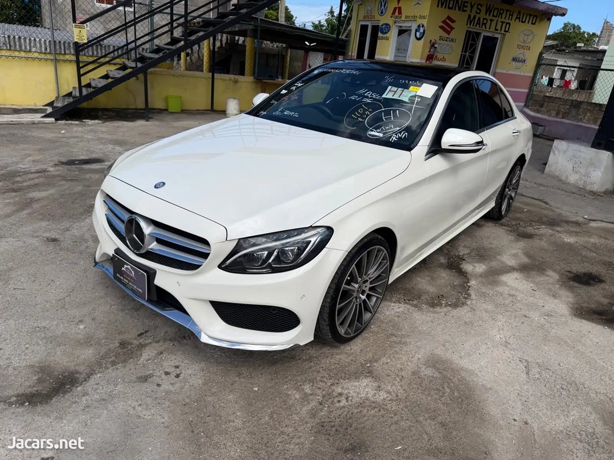2016 Mercedes-Benz C-Class