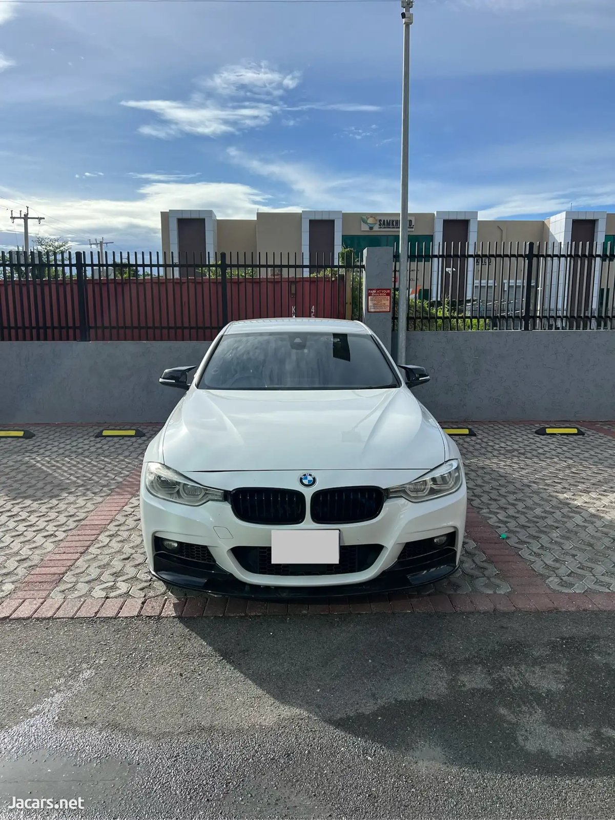 2017 BMW 3-Series
