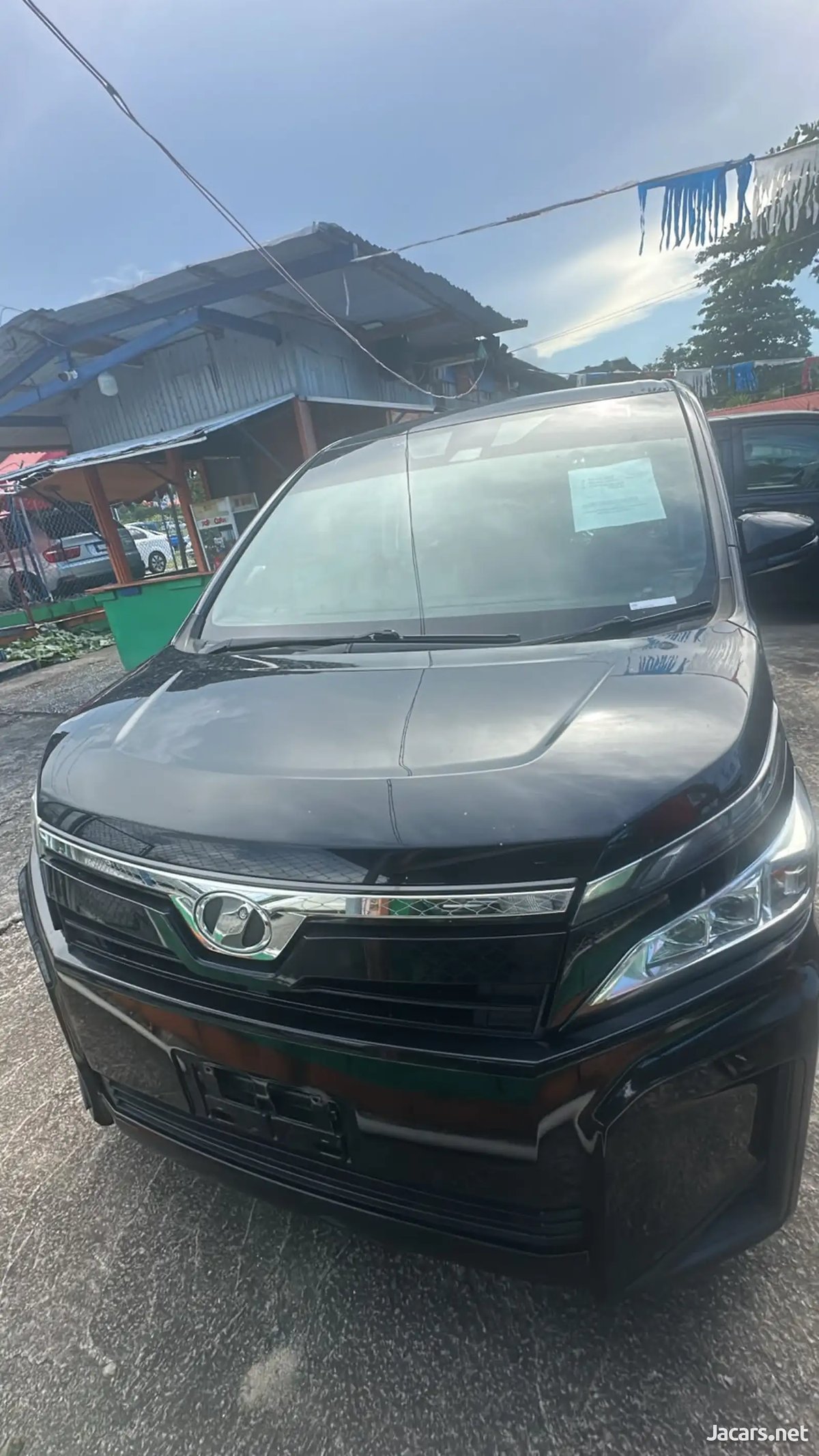 2017 TOYOTA Voxy