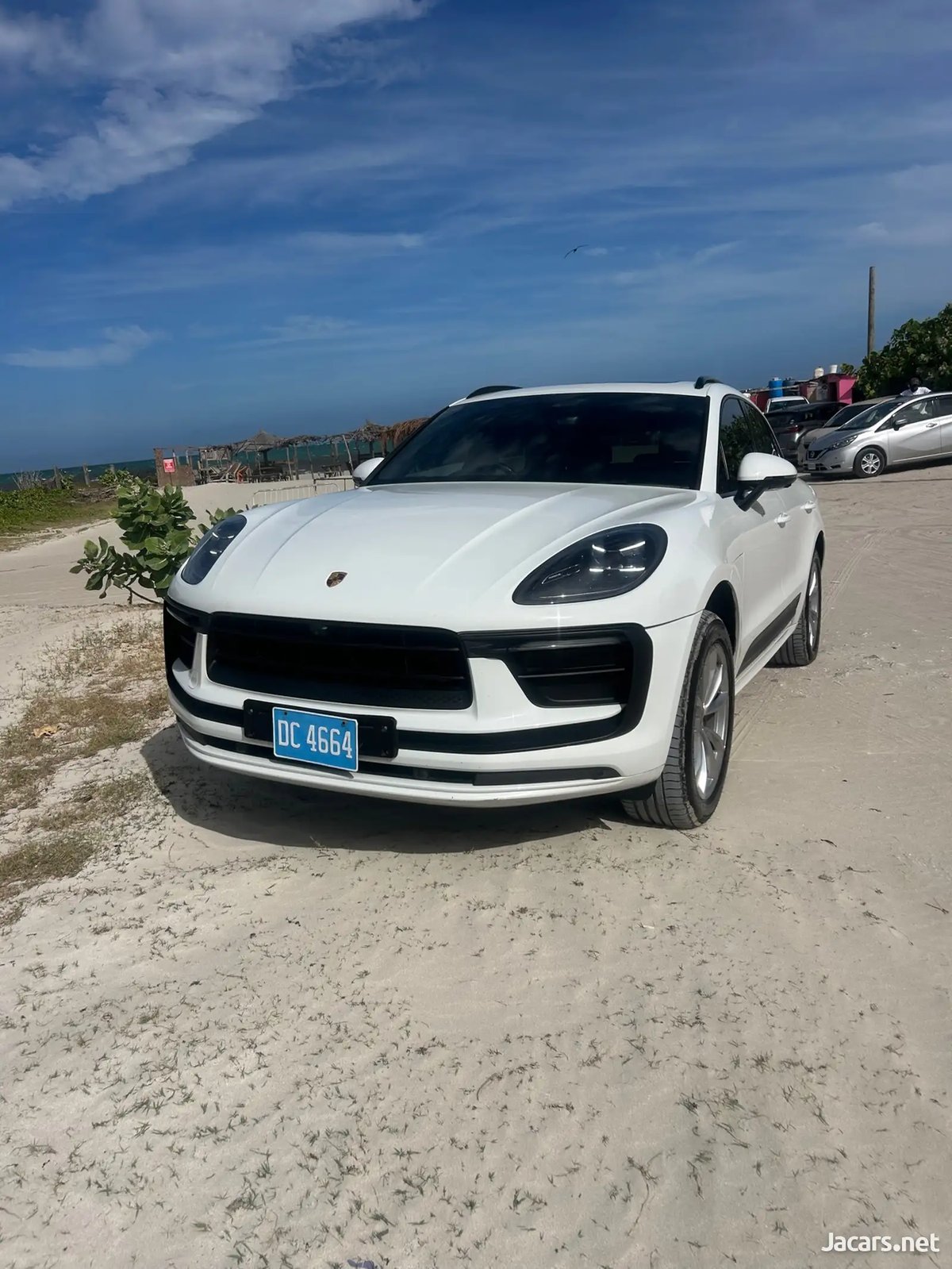 2022 PORSCHE Macan
