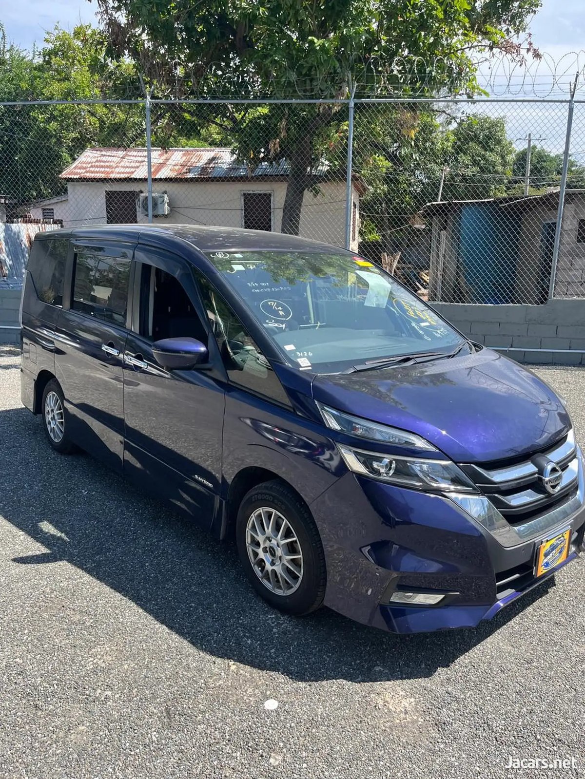 2019 NISSAN Serena