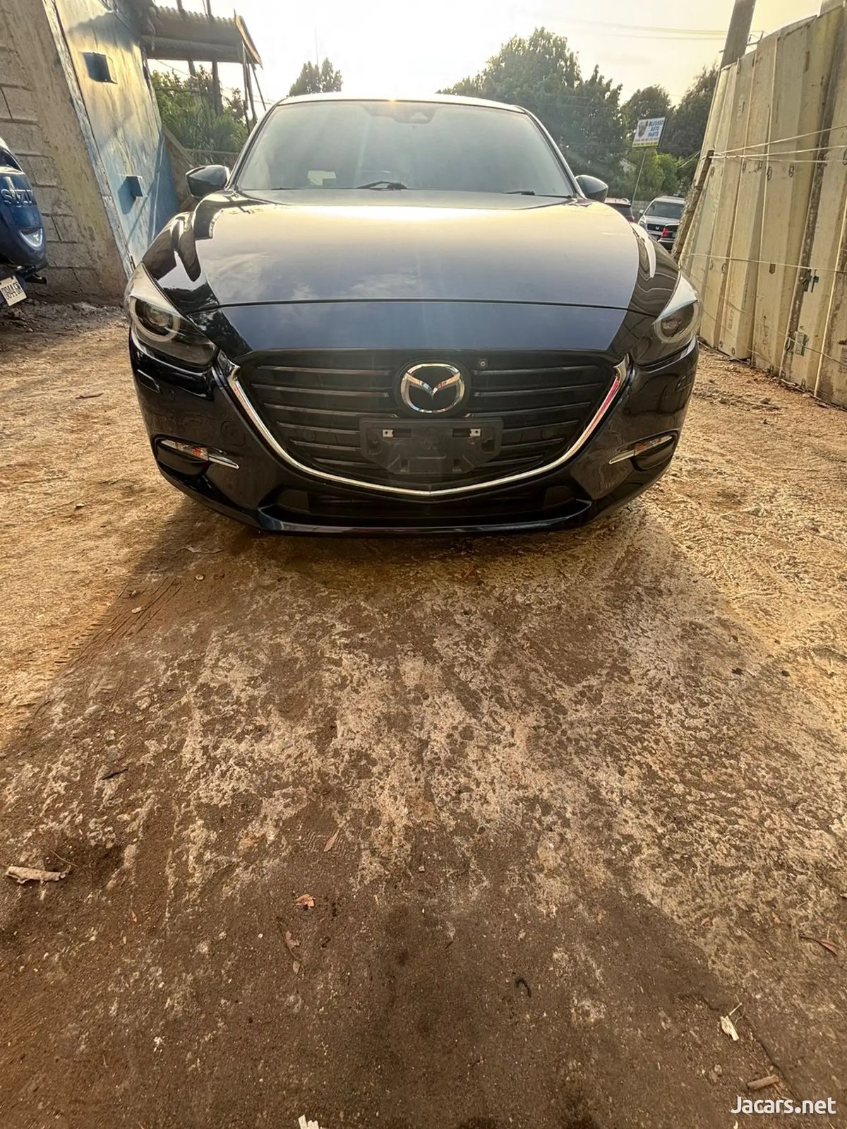 2018 MAZDA Axela