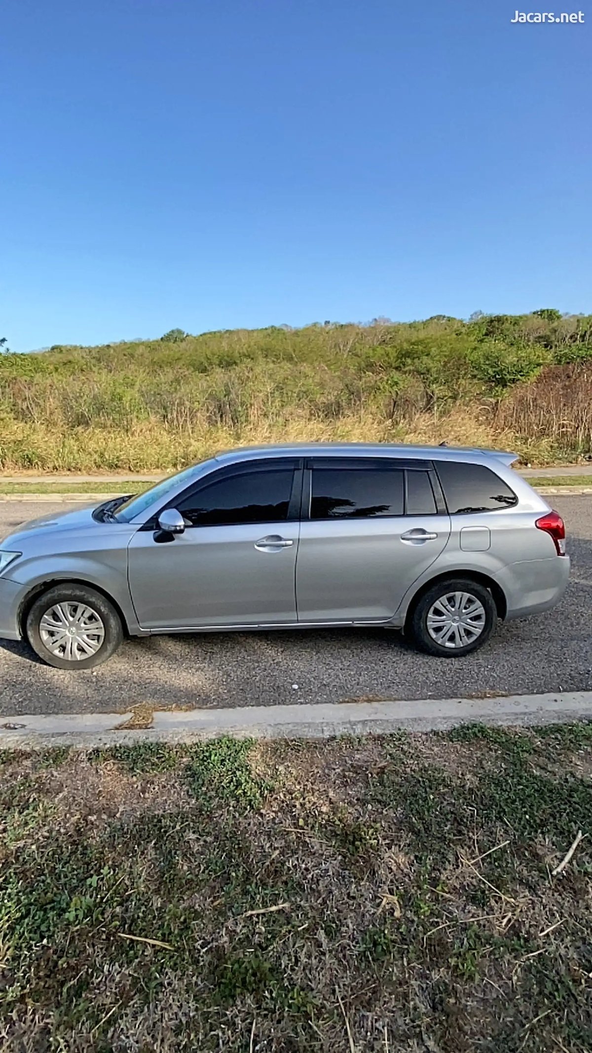 2015 TOYOTA Fielder