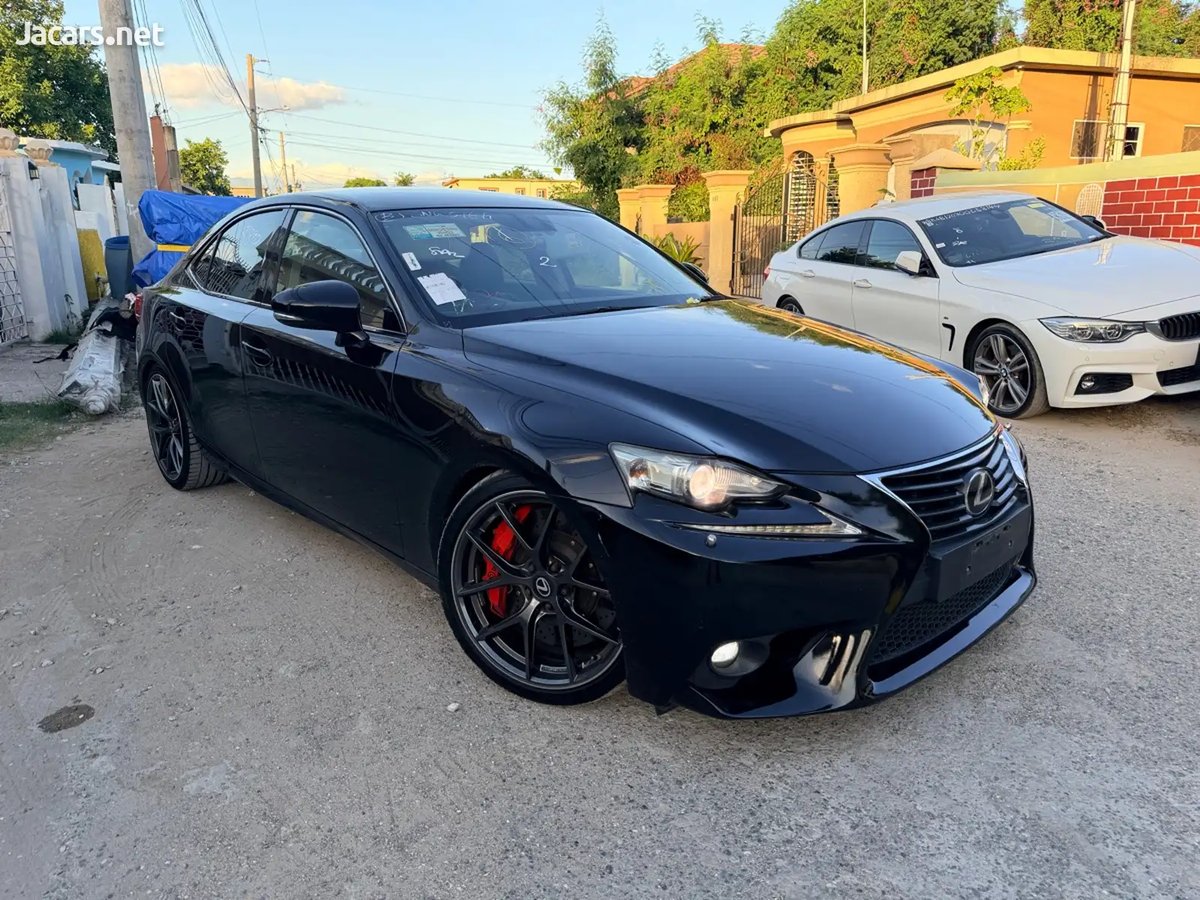 2016 LEXUS IS