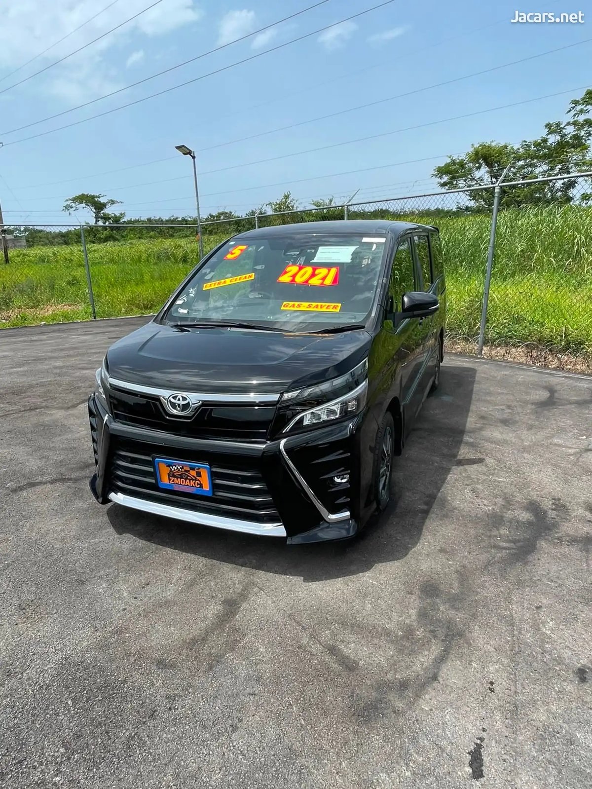 2021 TOYOTA Voxy