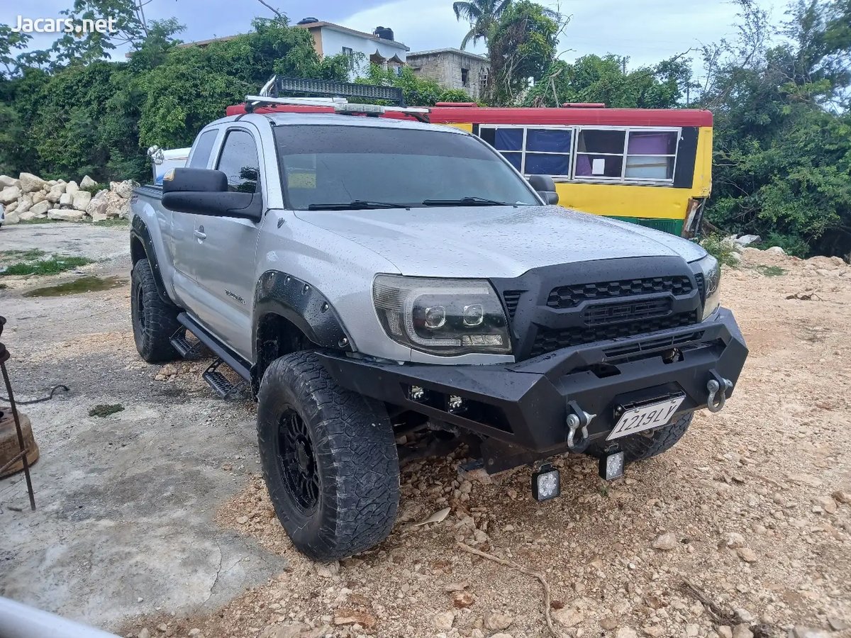 2006 TOYOTA Tacoma