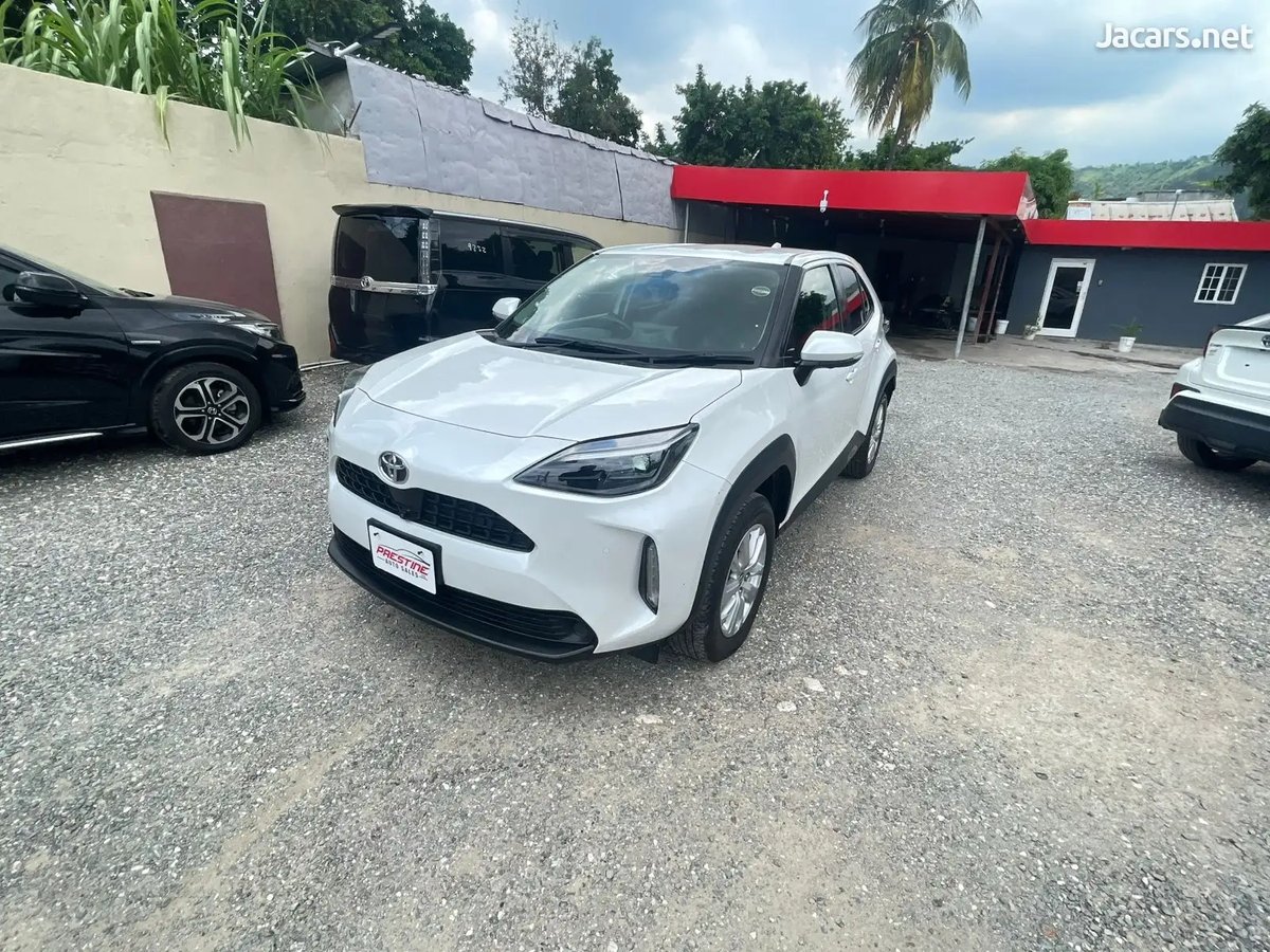 2023 TOYOTA Yaris