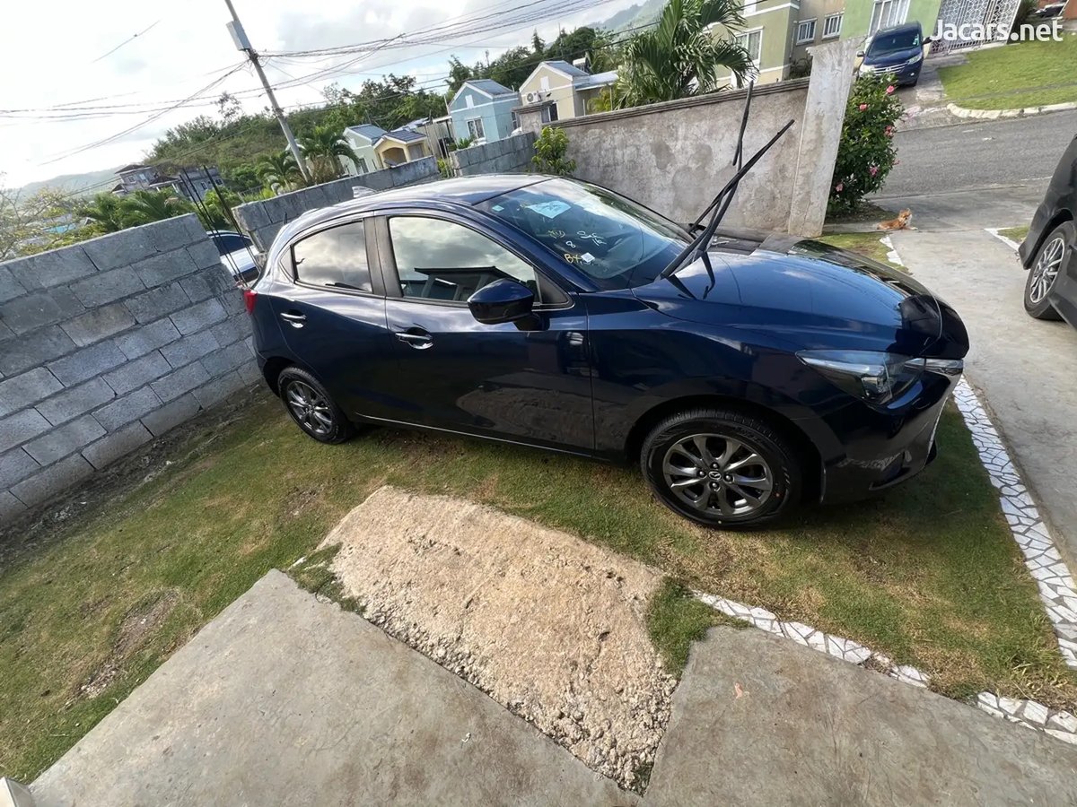 2018 MAZDA Demio