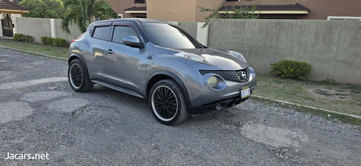 2012 NISSAN Juke