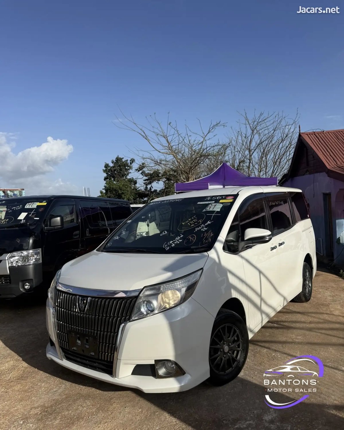 2015 TOYOTA Esquire