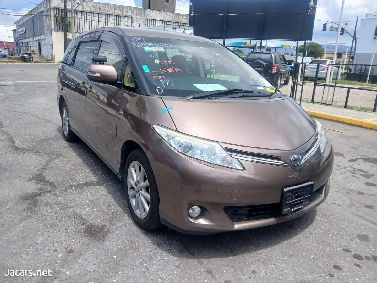 2016 TOYOTA Previa